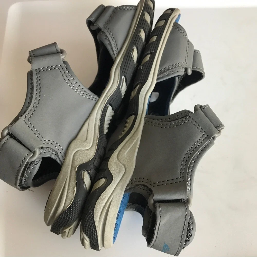 *New* Eddie Bauer kids Rocky sandals